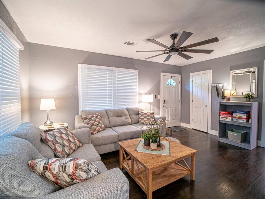 Homey Bungalow Convenient To Marietta And I-75! 외부 사진