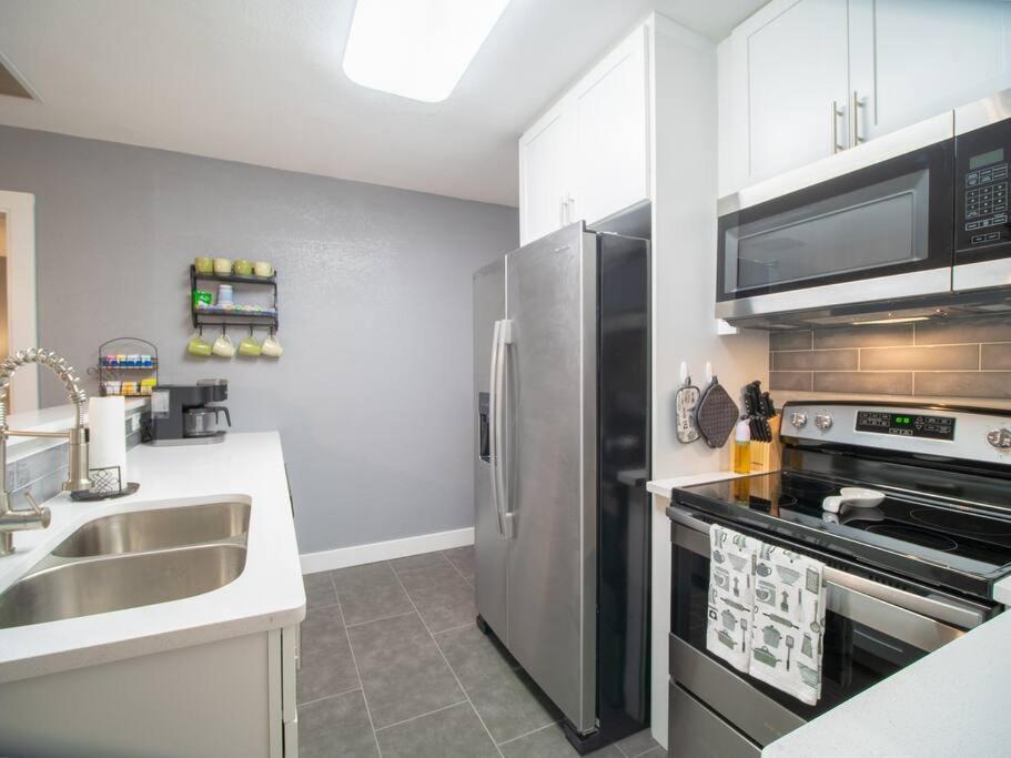 Homey Bungalow Convenient To Marietta And I-75! 외부 사진